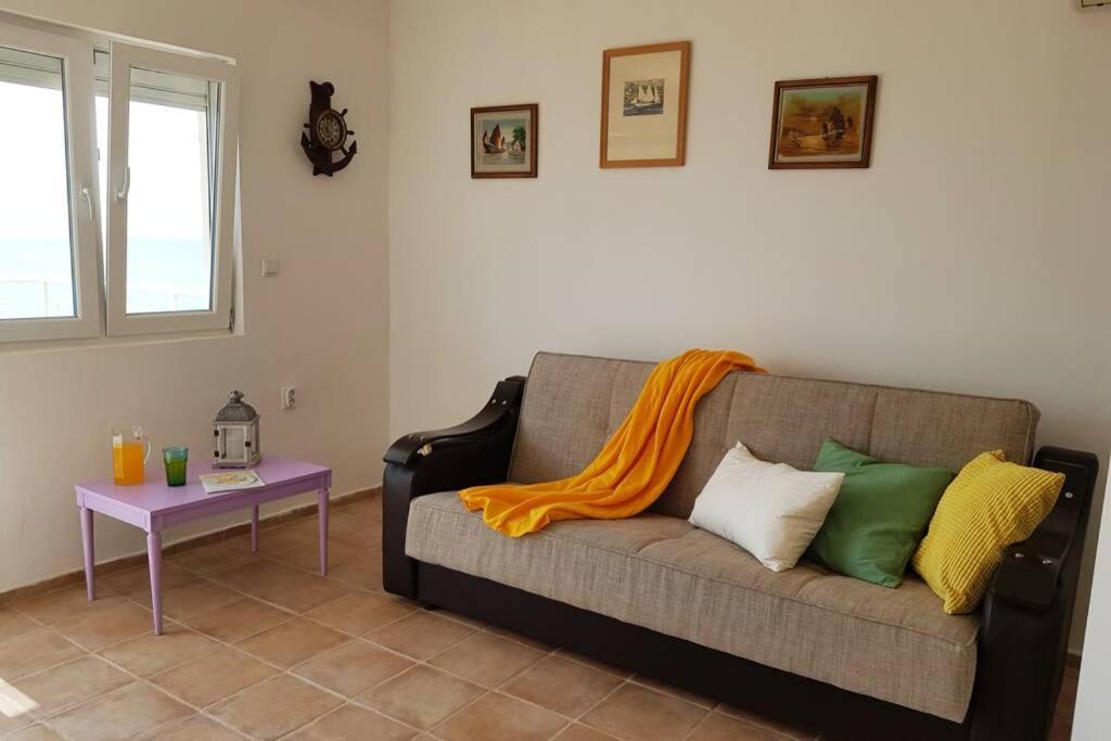 Apartman Aleksandra Ulcinj Esterno foto